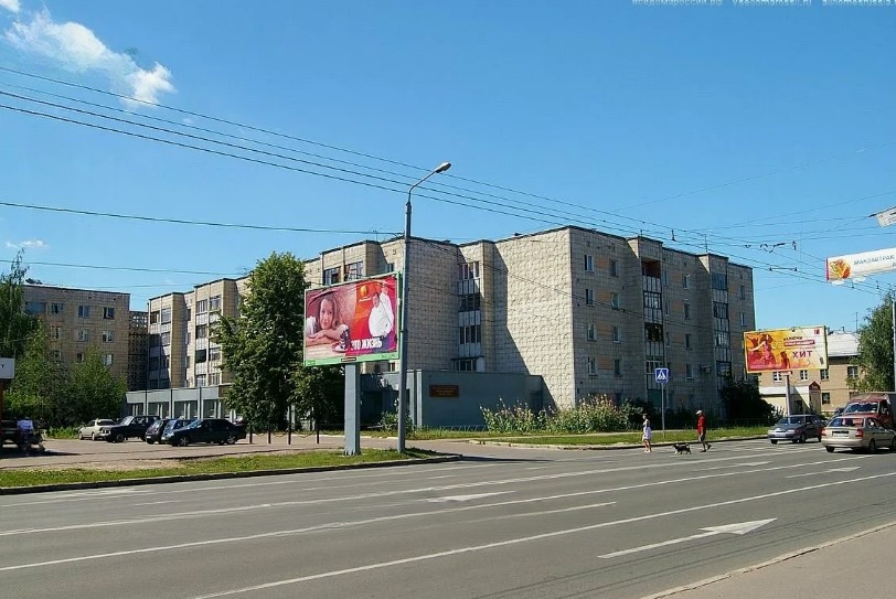 фасад дома, здание по адресу г Казань, пр-кт Ибрагимова, д 32а